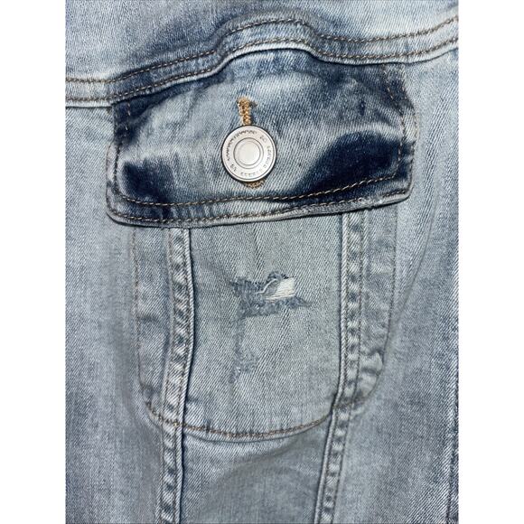 Lauren Conrad Size 3X Distressed Light Wash Stretch Cotton Jean Jacket - Picture 3 of 10